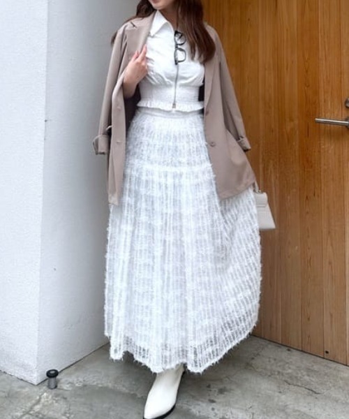 rienda(リエンダ)の「ディフォーメーションチュールフレアスカート 夏服(スカート・レディース・ホワイト/ブラック・MEDIUM/SMALL)」の20枚目の写真