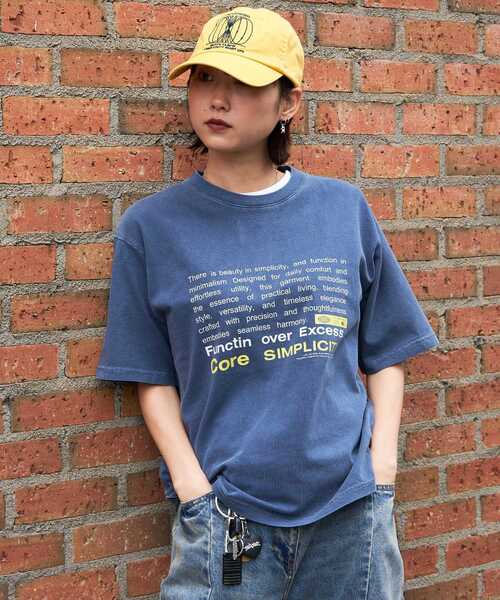 FFEIN(フェイン)の「【FFEIN(フェイン)】フェードメッセージショート丈Tシャツ / Tシャツ 短丈 クルーネック 半袖 ピグメント加工 古着 アソート(Tシャツ/カットソー・メンズ・ネイビー/ホワイト/A/ブルー/ブラック/アイボリー・SMALL/MEDIUM/LARGE)」の11枚目の写真