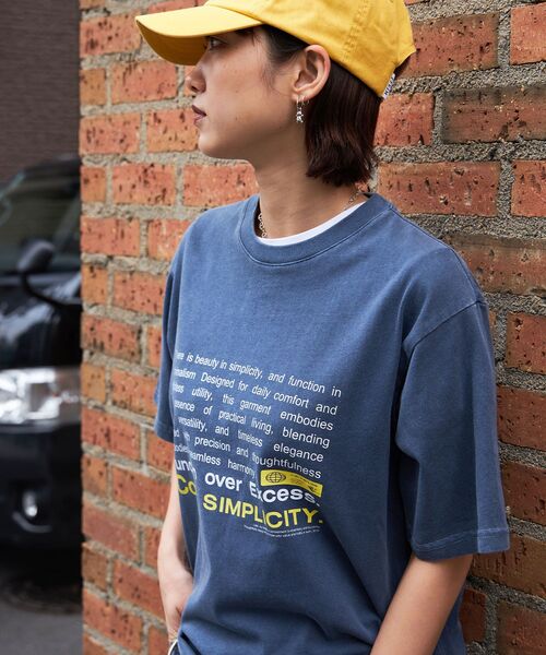 FFEIN(フェイン)の「【FFEIN(フェイン)】フェードメッセージショート丈Tシャツ / Tシャツ 短丈 クルーネック 半袖 ピグメント加工 古着 アソート(Tシャツ/カットソー・メンズ・ネイビー/ホワイト/A/ブルー/ブラック/アイボリー・SMALL/MEDIUM/LARGE)」の12枚目の写真