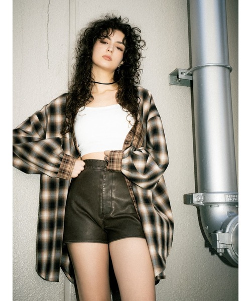 EGOIST(エゴイスト)の「2パターンチェックオーバーシャツ(シャツ/ブラウス・レディース・ブラック/ベージュ・FREE)」の15枚目の写真