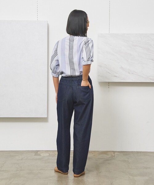 J.PRESS YORK STREET(ジェイプレスヨークストリート)の「【WOMEN】ソフトワイドデニム パンツ(デニムパンツ・レディース・ネイビー系/ダルブルー系・SMALL/MEDIUM/LARGE)」の5枚目の写真