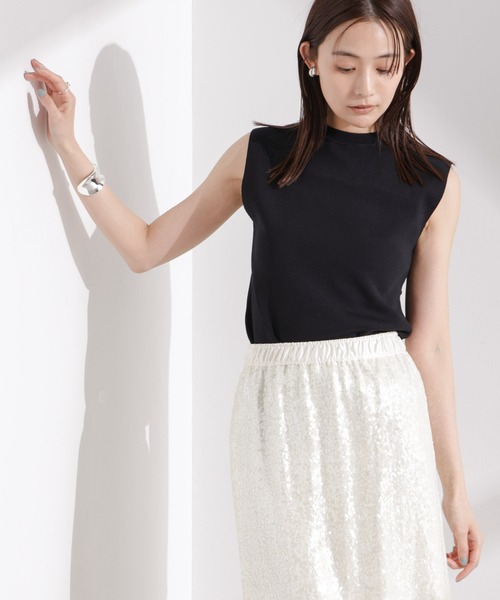 NANO universe（ナノユニバース）の「洗濯機洗い可UVカット接触冷感ノースリーブニット（ニット/セーター・レディース・ブラック/アイボリー/グリーン・FREE）」の2枚目の写真