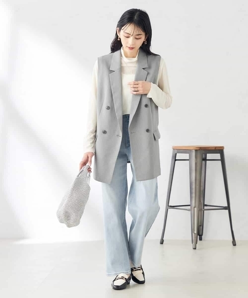 a.v.v(アーヴェヴェ)の「【洗える/ストレッチ/UVカット】麻調ストレッチダブルジレ(ベスト・レディース・グレー/ベージュ/ネイビー・38/40/36)」の17枚目の写真