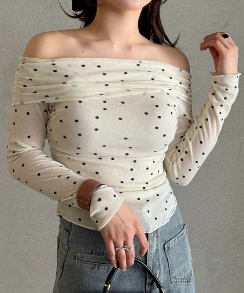 efill(エフィル)の「フェミニン ドット オフショルダー トップス(Tシャツ/カットソー・レディース・アイボリー・FREE)」の7枚目の写真