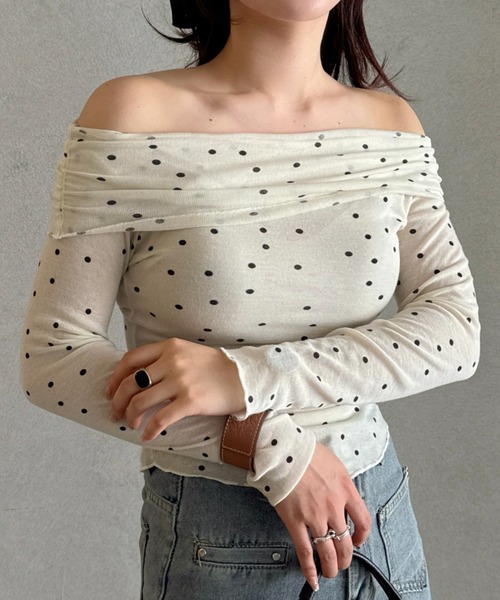 efill(エフィル)の「フェミニン ドット オフショルダー トップス(Tシャツ/カットソー・レディース・アイボリー・FREE)」の22枚目の写真