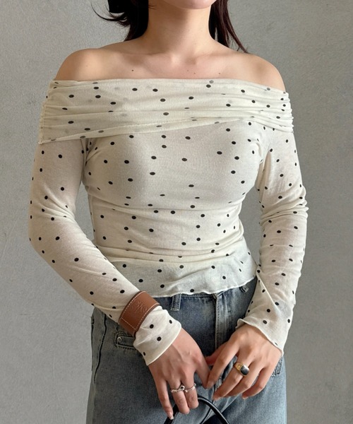 efill(エフィル)の「フェミニン ドット オフショルダー トップス(Tシャツ/カットソー・レディース・アイボリー・FREE)」の15枚目の写真