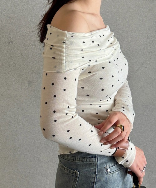 efill(エフィル)の「フェミニン ドット オフショルダー トップス(Tシャツ/カットソー・レディース・アイボリー・FREE)」の19枚目の写真