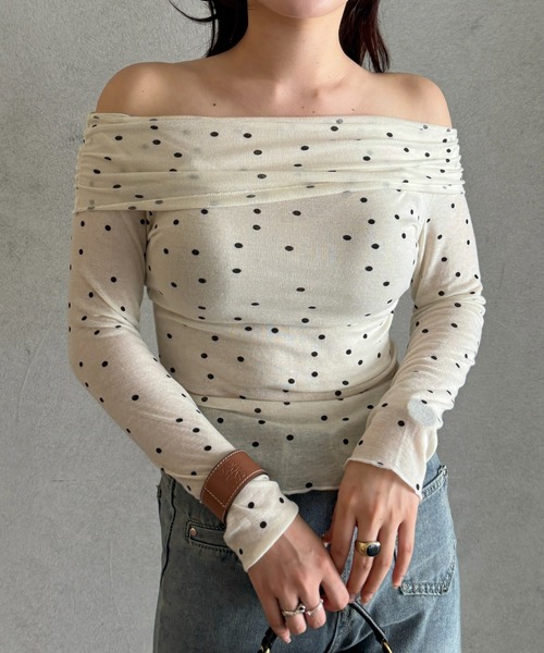 efill(エフィル)の「フェミニン ドット オフショルダー トップス(Tシャツ/カットソー・レディース・アイボリー・FREE)」の18枚目の写真