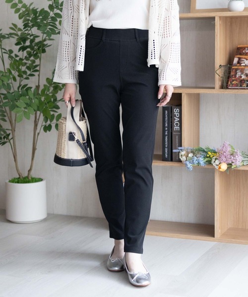 NAVY(ネイビー)の「nAvy SARARI フローズン ストレートパンツ 冷感、【ドライ UVカット ストレッチ】(その他パンツ・レディース・ブラウン/ブルー系/ネイビー系/ブラック/グレー/オリーブ・S/M/L)」の11枚目の写真