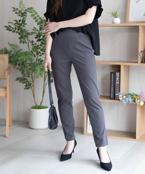 NAVY(ネイビー)の「nAvy SARARI フローズン ストレートパンツ 冷感、【ドライ UVカット ストレッチ】(その他パンツ・レディース・ブラウン/ブルー系/ネイビー系/ブラック/グレー/オリーブ・S/M/L)」の12枚目の写真