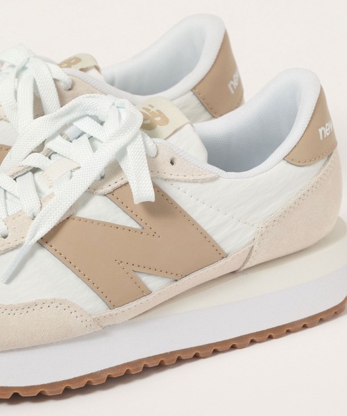 NEW BALANCE(ニューバランス)の「WEB限定/New Balance/WS237NB/453403(その他シューズ・レディース・ベージュ/グレー・LARGE/MEDIUM)」の18枚目の写真