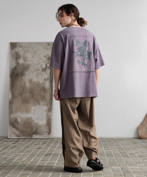 HARE（ハレ）の「ピグメントバックプリントカットソー(HARE)（Tシャツ/カットソー・メンズ・カーキ/ブラック/グレー/パープル/ブルー/レッド・SMALL/MEDIUM）」の13枚目の写真