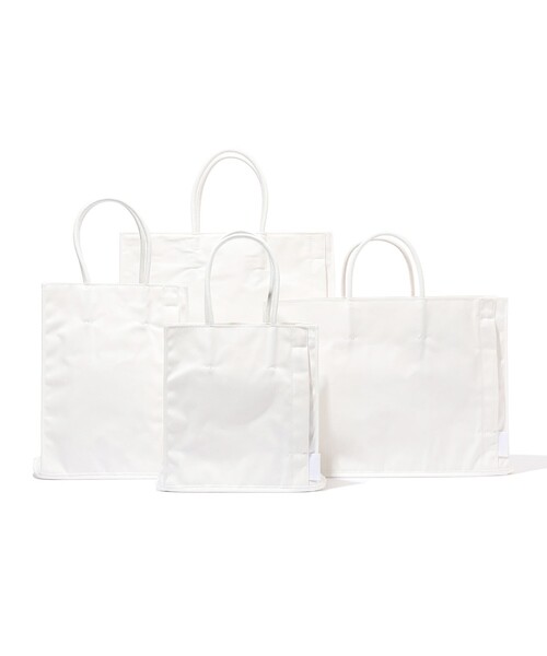 bpr BEAMS(ビーピーアール ビームス )の「ROOTOTE / RO.A5.TOFU-2B スクエア バッグ(トートバッグ・レディース・ホワイト/ブラック・ONE SIZE)」の4枚目の写真