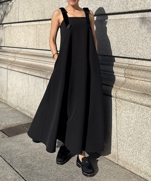 JENNE(ジェンヌ)の「肩ベロアリボンワンピース(ワンピース・レディース・ネイビー/ブラック・SMALL/MEDIUM/LARGE)」の9枚目の写真