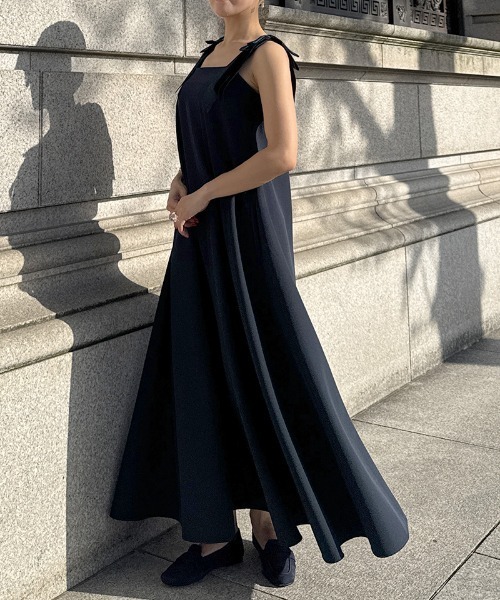 JENNE(ジェンヌ)の「肩ベロアリボンワンピース(ワンピース・レディース・ネイビー/ブラック・SMALL/MEDIUM/LARGE)」の19枚目の写真