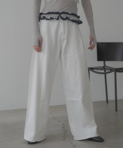 Clum(クルム)の「Side panel switching Wide white denim pants / サイドパネル切り替えタックワイドホワイトデニムパンツ(デニムパンツ・レディース・ホワイト・SMALL/LARGE/MEDIUM)」の10枚目の写真