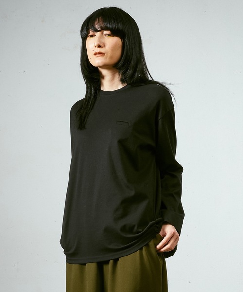 Dulcamara（ドゥルカマラ）の「バルーンロンT（Tシャツ/カットソー・メンズ・グレイッシュベージュ/ブラック/チャコールグレー・0/1）」の2枚目の写真