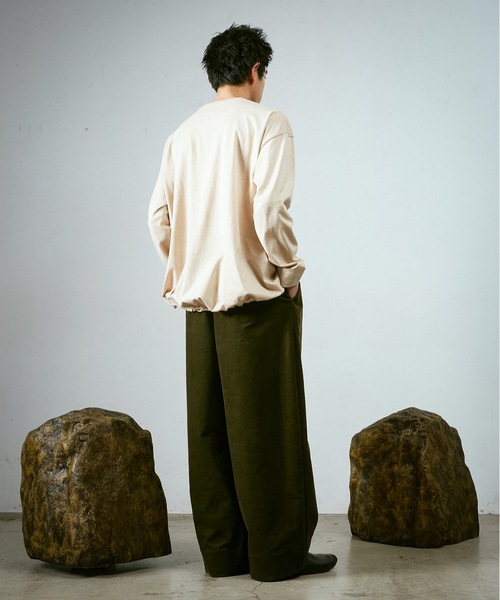 Dulcamara（ドゥルカマラ）の「バルーンロンT（Tシャツ/カットソー・メンズ・グレイッシュベージュ/ブラック/チャコールグレー・0/1）」の11枚目の写真