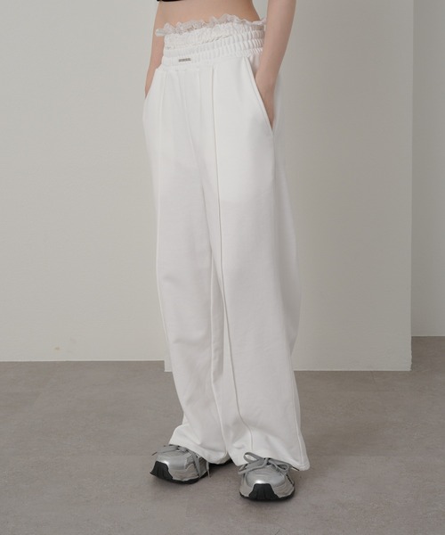 RAY CASSIN（レイカズン）の「【セットアイテム/セットアップ対応】ウエストレースレイヤードスウェットパンツ（スウェットパンツ・レディース・グレー/ホワイト/ブラック系その他2/ホワイト系その他・FREE/L）」の2枚目の写真