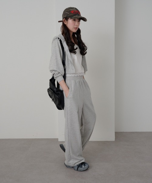 RAY CASSIN（レイカズン）の「【セットアイテム/セットアップ対応】ウエストレースレイヤードスウェットパンツ（スウェットパンツ・レディース・グレー/ホワイト/ブラック系その他2/ホワイト系その他・FREE/L）」の17枚目の写真