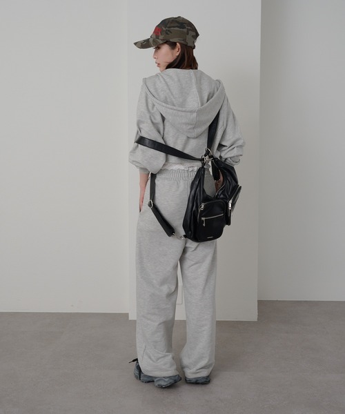 RAY CASSIN（レイカズン）の「【セットアイテム/セットアップ対応】ウエストレースレイヤードスウェットパンツ（スウェットパンツ・レディース・グレー/ホワイト/ブラック系その他2/ホワイト系その他・FREE/L）」の18枚目の写真