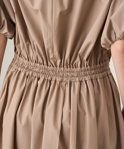 LOUNGEDRESS（ラウンジドレス）の「Vギャザーワンピース（ワンピース・レディース・ベージュ/ブルー/ブラック・MEDIUM/SMALL）」の15枚目の写真