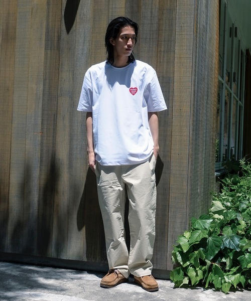 BANKS（バンクス）の「DESIGN TEE/BANKS JOURNAL(バンクスジャーナル)ハートプリント半袖デザインT-シャツ（Tシャツ/カットソー・メンズ・ブルー系その他/オフホワイト/ブラック・MEDIUM/LARGE/X-LARGE）」の4枚目の写真