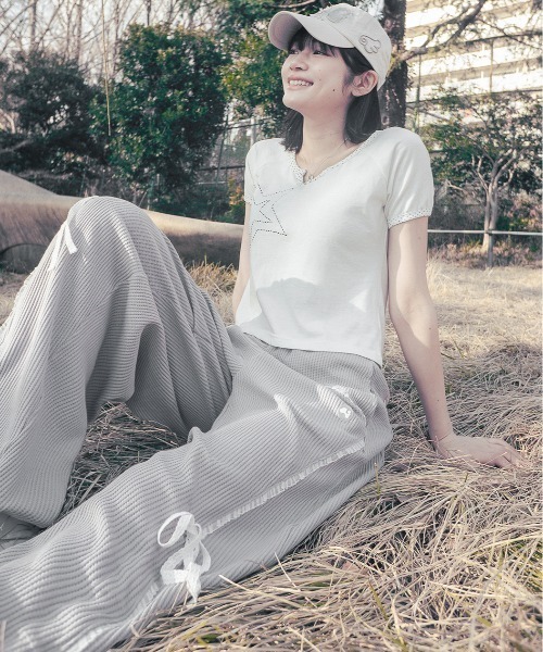 セール】HUG YOUR SKIN/ハグユアスキン/Star stitched top（T