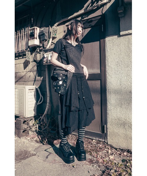 Tシャツ・カットソー hug your skin Lace Stud Top Charcoal 25SSTOP02CH セール】HUG YOUR SKIN/ハグユアスキン/Star stitched top（T