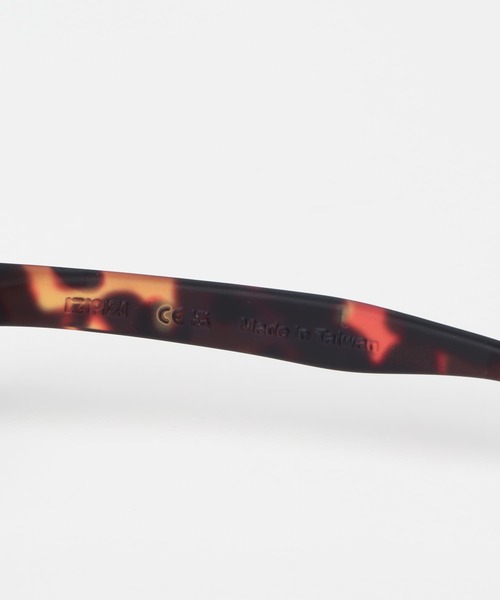 IZIPIZI（イジピジ）の「IZIPIZI　ライトカラーサングラス#C（メガネ・メンズ・ブラウン系その他/ブラック・ONE）」の4枚目の写真