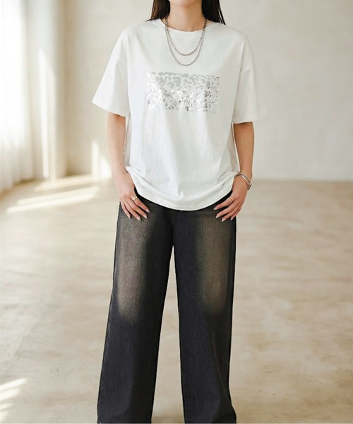 Per sist ence(パーシエンス)の「綿天竺/オーバーサイズ/箔プリントTシャツ(Tシャツ/カットソー・レディース・ホワイト系3/ホワイト系1/ホワイト系2/グレー系2/グレー系3/グレー系1・ONE SIZE)」の16枚目の写真