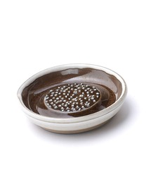 GEORGE'S（ジョージズ）の「楽おろし 白マット 小（キッチンツール）」