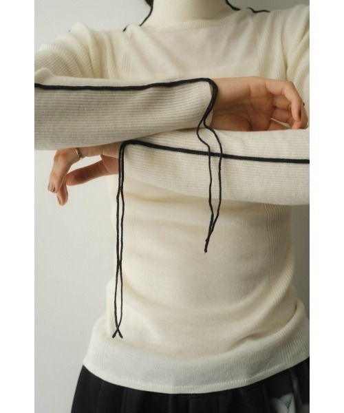 Knuth Marf(クヌースマーフ)の「2way piping high neck knit(ニット/セーター・レディース・アイボリー・FREE)」の4枚目の写真