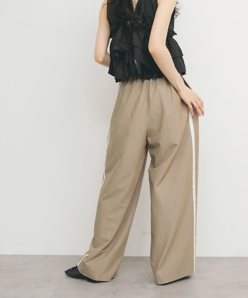 新品タグ付◆ KBF ストライプラインイージーパンツ　BEIGE DOORS KBF｜ストライプラインイージーパンツ | Rakuten Fashion(楽天