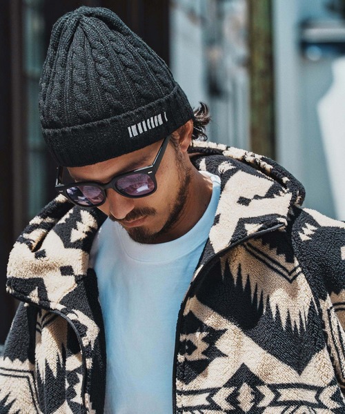 felkod(フィルコッド)の「mko12920- Barcode Embroidery Cable Knit Cap ケーブルニットキャップ(ニットキャップ/ビーニー・メンズ・ピンク系その他/グレー/ブラック×ピンク/ブラック×ホワイト・FREE)」の11枚目の写真