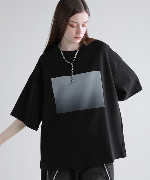 SOCCE（ソーシー）の「コットンポンチタック5分袖ドレーププリントカットソー（Tシャツ/カットソー・メンズ・ブラック系1/ホワイト系1/ブラック系2/ホワイト系2・M/S/XL/L）」の6枚目の写真