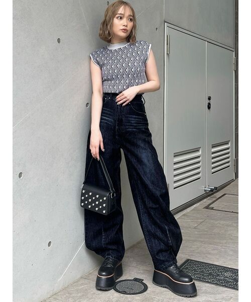 MURUA（ムルーア）の「【セットアップ対応】ジオメトリックフレンチスリーブニットタンク（タンクトップ・レディース・グレー/ブラウン/グリーン/ブラック・FREE）」の8枚目の写真