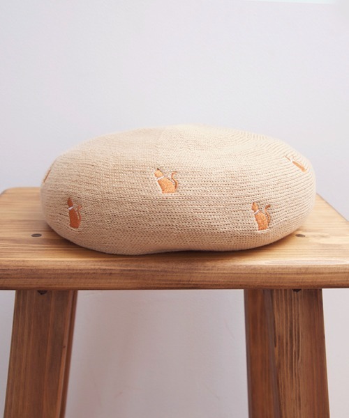polcadot（ポルカドット）の「ねこ刺繍サーモベレー（ハンチング/ベレー帽・レディース・グレー/ブラック/ベージュ・FREE）」の7枚目の写真