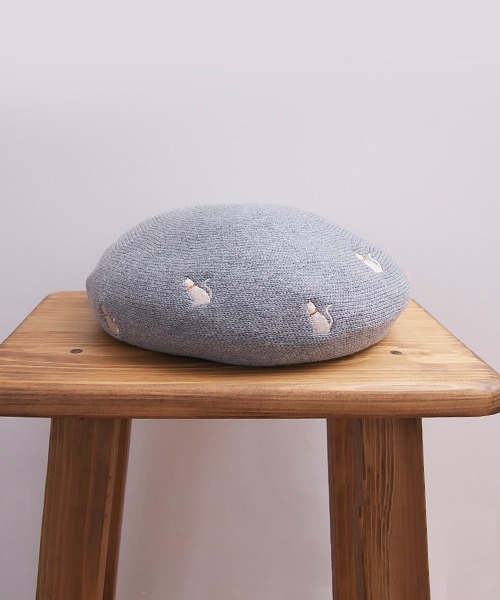 polcadot（ポルカドット）の「ねこ刺繍サーモベレー（ハンチング/ベレー帽・レディース・グレー/ブラック/ベージュ・FREE）」の6枚目の写真