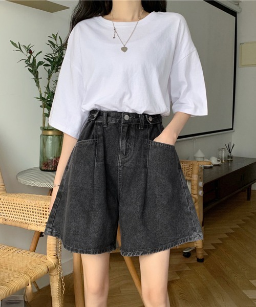 Miniministore(ミニミニストア)の「ウエスト調節可能デニムショートパンツ美脚(デニムパンツ・レディース・インディゴブルー/ブラック・L/M/S)」の14枚目の写真