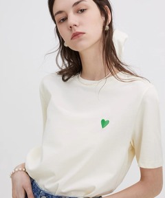 スズラン刺繍カットソー専用出品 セール】高級な立体人気の刺繍ロゴTシャツ（Tシャツ/カットソー