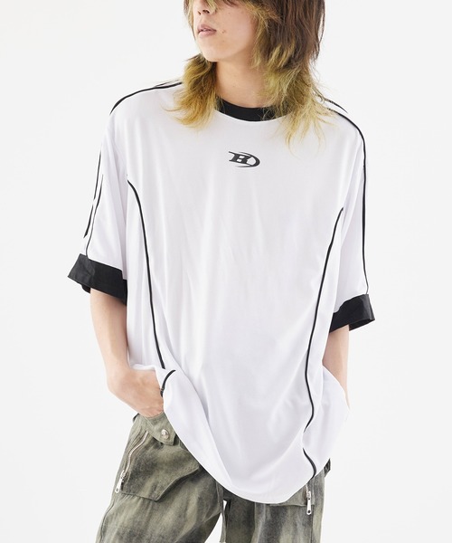 Theater code(シアターコード)の「Sporty Line Design T-Shirt/スポーティー ラインデザインTシャツ 秋 秋服メンズ 2026年秋冬(Tシャツ/カットソー・メンズ・ホワイト/ブラック・M/L)」の4枚目の写真