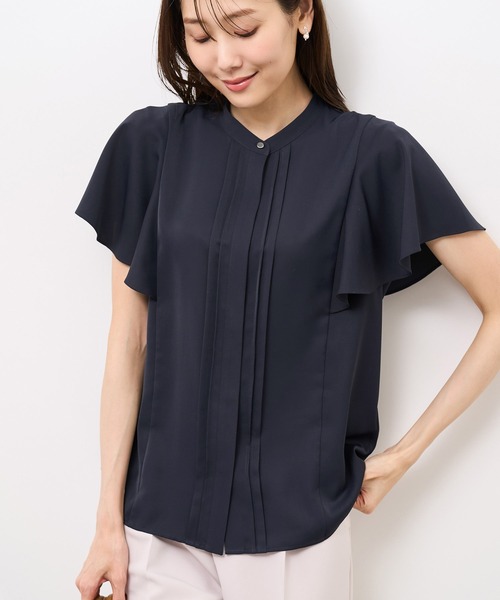 ROPE' PICNIC(ロペピクニック)の「【防汚加工】ピンタックフレアスリーブブラウス/通勤対応(シャツ/ブラウス・レディース・チャコールグレー/オフホワイト/サックスブルー/ピンク系その他/ネイビー・36/38)」の3枚目の写真