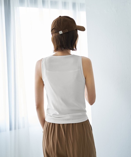STYLE DELI(スタイルデリ)の「とろけるノースリカットソートップス(Tシャツ/カットソー・レディース・ブラック/ホワイト/杢グレー・MEDIUM)」の8枚目の写真