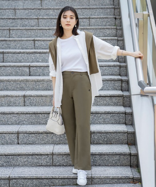 le coq sportif(ルコックスポルティフ)の「【ルコックスポルティフ】防風/光吸収発熱/撥水/ストレッチエアスタイリッシュストレートパンツ(その他パンツ・レディース・カーキ/ネイビー/ブラック/レッド・XL/L/M/S)」の6枚目の写真