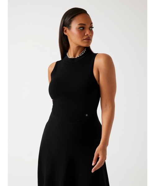 Guess（ゲス）の「SL Cassandra Long Sweater Dress ワンピース ドレス （ワンピース・レディース・ブラック/ブルー・X-SMALL/SMALL/MEDIUM）」の19枚目の写真