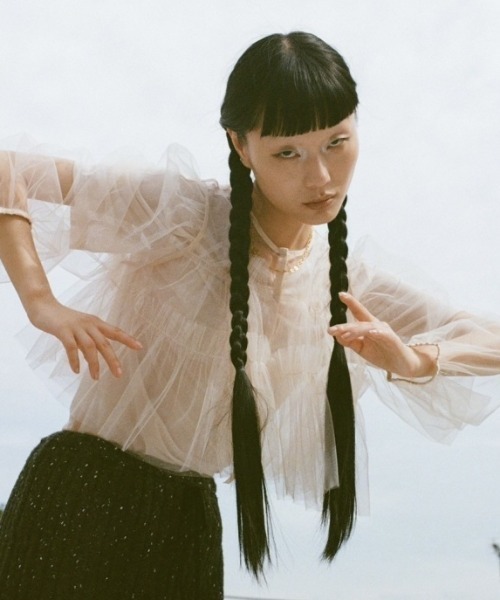 HONEY MI HONEY(ハニーミーハニー)の「tulle puff sleeve cardigan(カーディガン/ボレロ・レディース・ベージュ/ピンク/ブラック・FREE)」の5枚目の写真