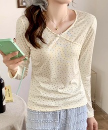 everycoco（エブリーココ）の「【3タイプ展開】小花柄ロングTシャツ（Tシャツ/カットソー）」