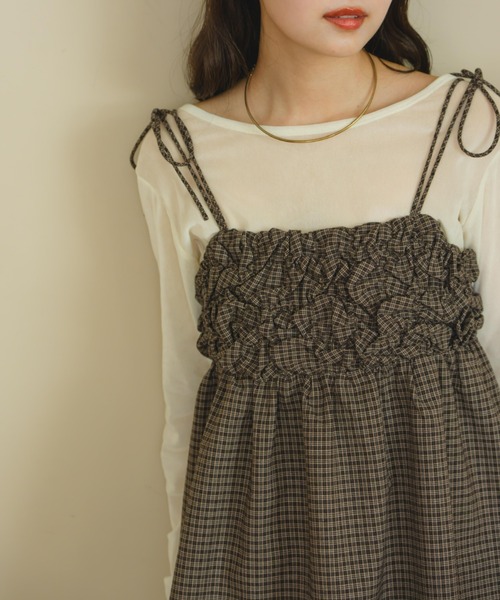 hinari（ヒナリ）の「シャーリングデザインキャミチュニック