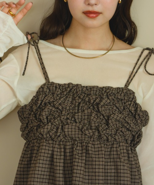 hinari（ヒナリ）の「シャーリングデザインキャミチュニック